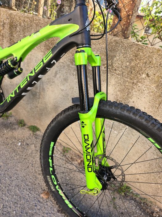 USA INTENSE TRACER limited edition Enduro 27.5 цола L размер Карбонов Отлично състояние 1х11 XO Sram, DVO suspension