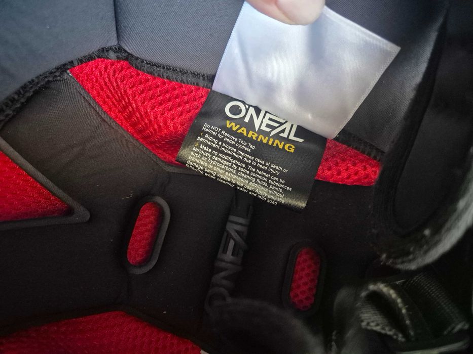 Юношеска Каска за спускане ONEAl