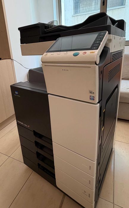 Copiator Konica Minolta C284E