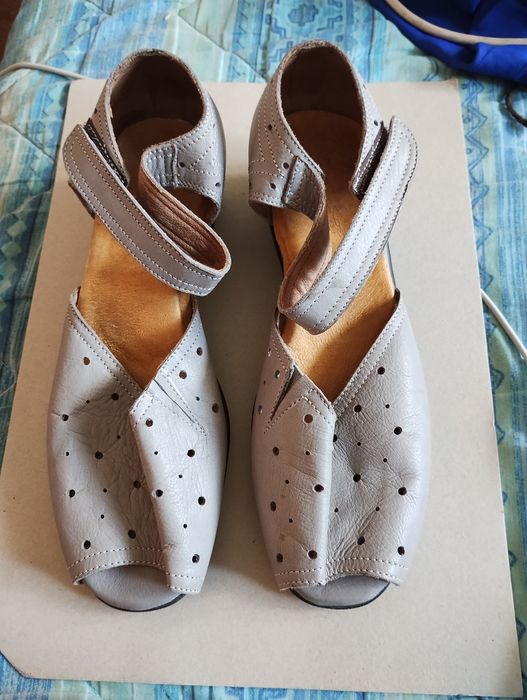 Летни дамски ортопедични обувки