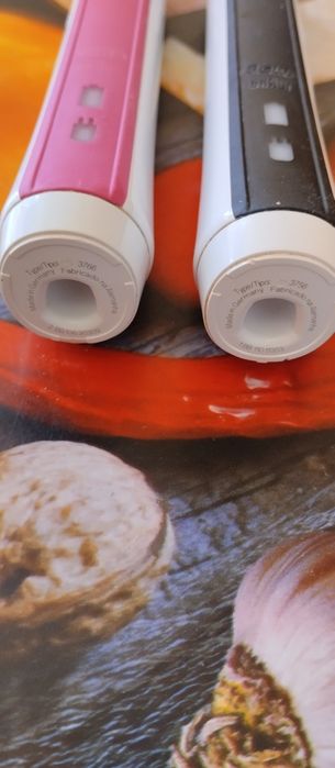 четки за зъби oral b ,iи кутия за съхранение Philips