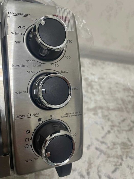 Mini pech sotiladi, yangi. Продается печь новый. Black Decker firmasi