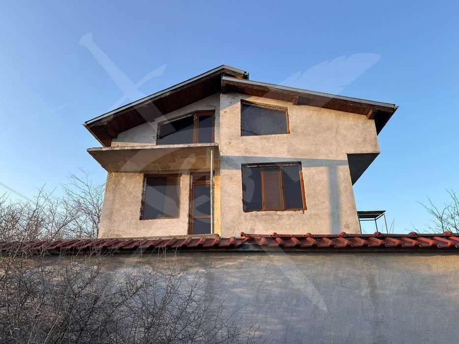 Двуетажна къща в с. Плодовитово - 100943