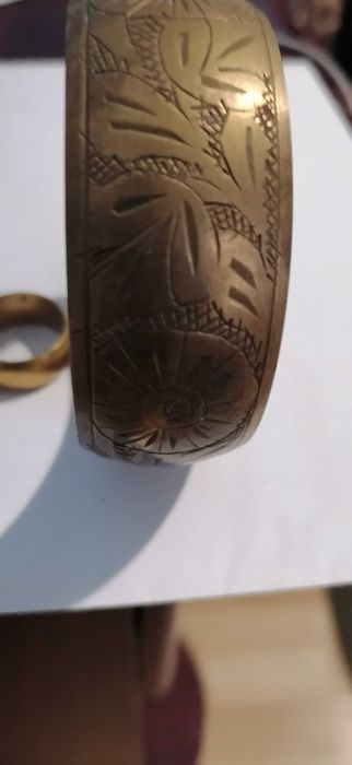 vand  bratara  giul  si  vergheta  din  bronz pret  100  lei