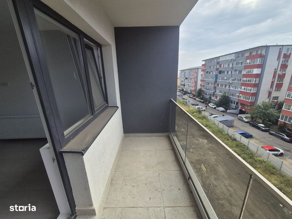 Studio de vanzare -metrou aproape !