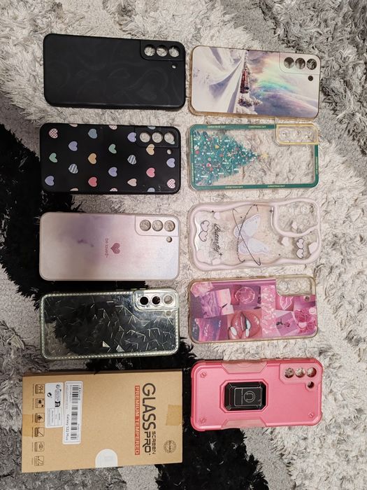 Huse și folii sticla S22+