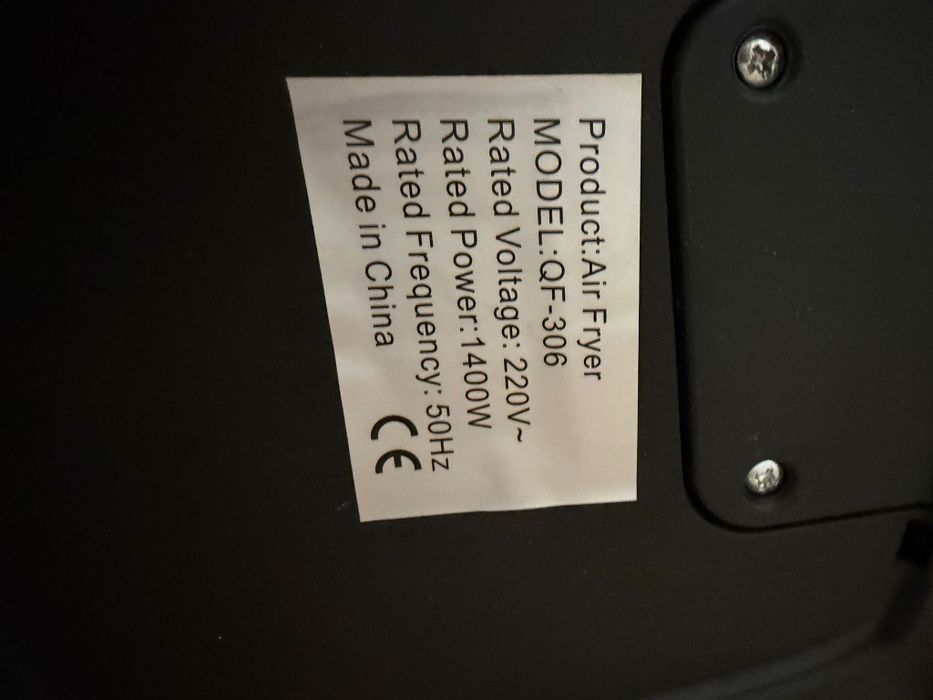 Vand Air Fryer ca nou