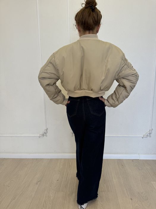 Продам демисезонную куртку