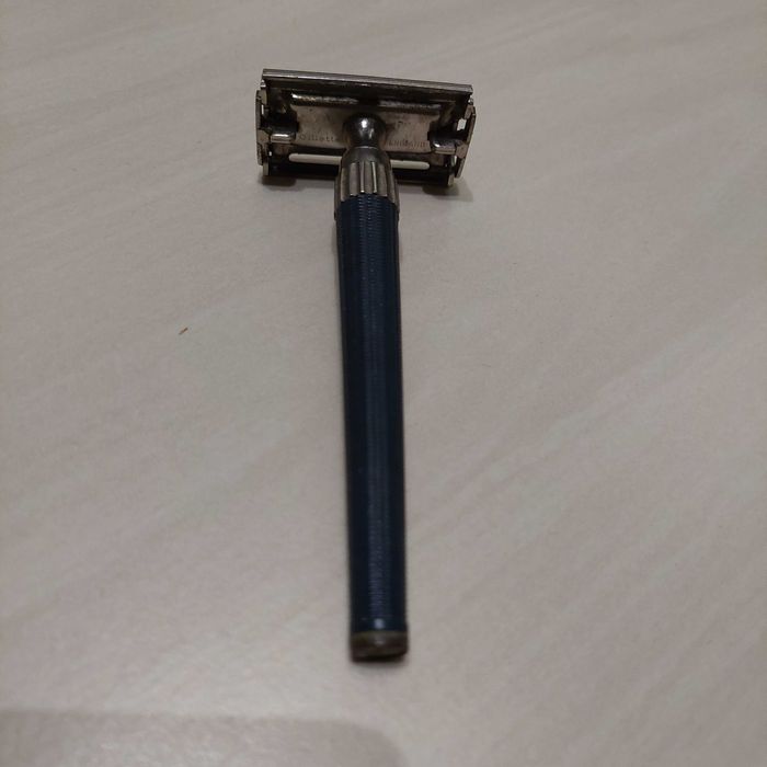 Самобръсначки Gillette и други стари