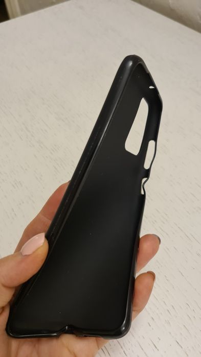 Чехол на Samsung S 20 +