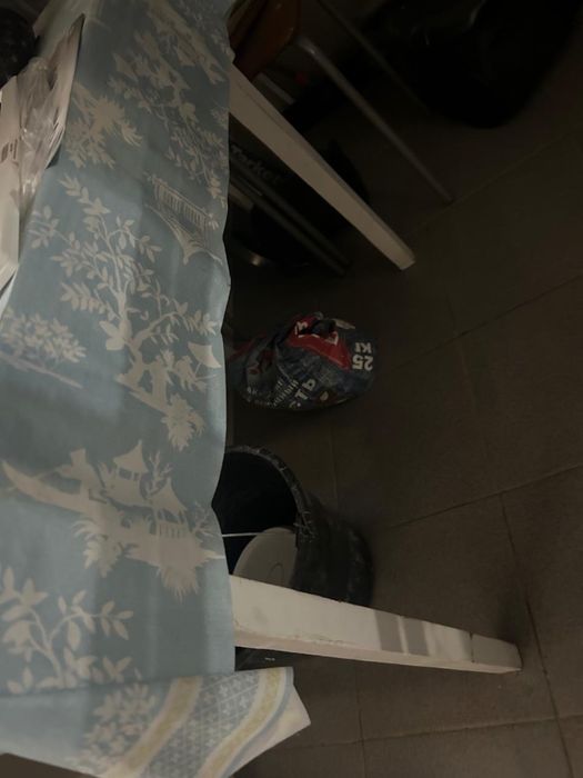 Белый стол нормальный