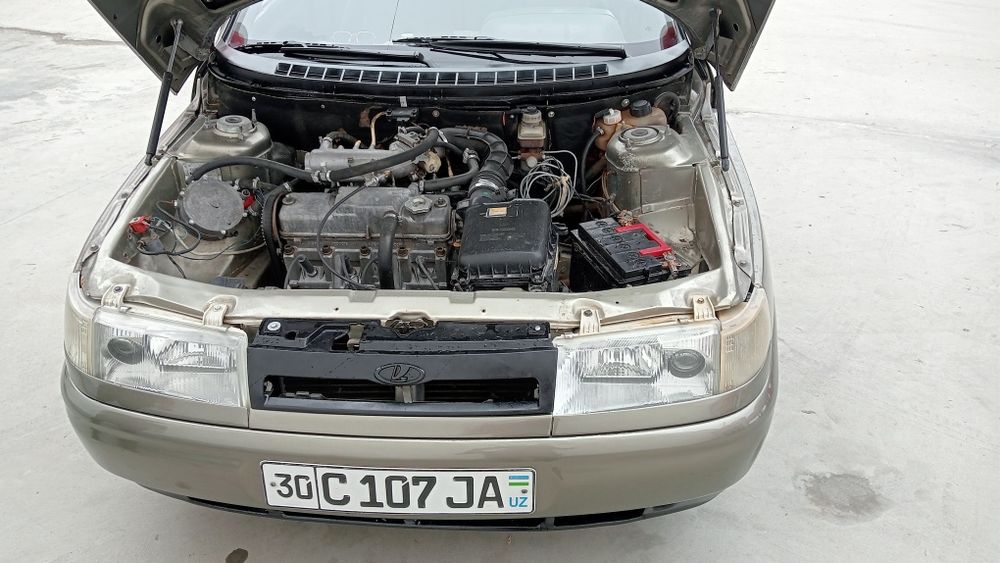 Транспорт легковой автомобил ваз 210