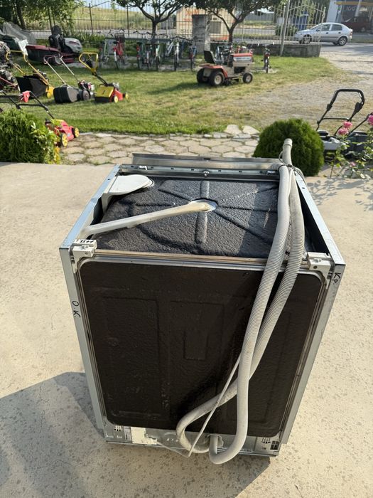 Съдомиялна за пълно вграждане Миеле