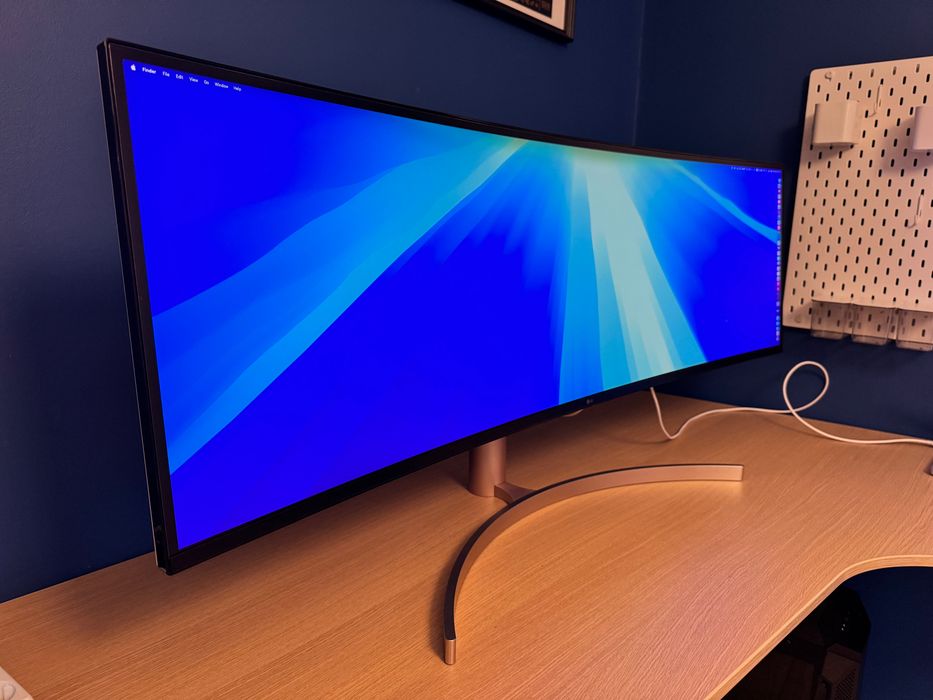 Monitor LG UltraWide 49WL95C-WE, 49”, Dual QHD, USB-C 85W, IPS curbat