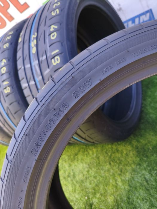 225 40 19 Bridgestone