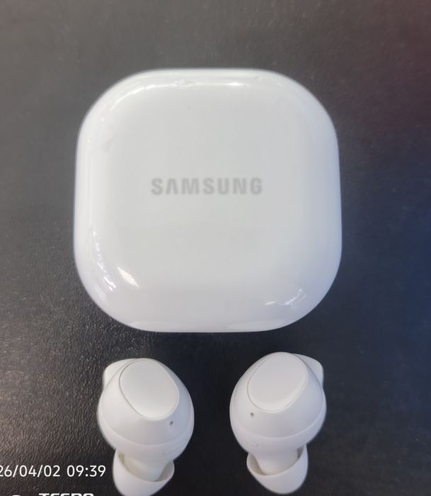 Продам наушники Samsung