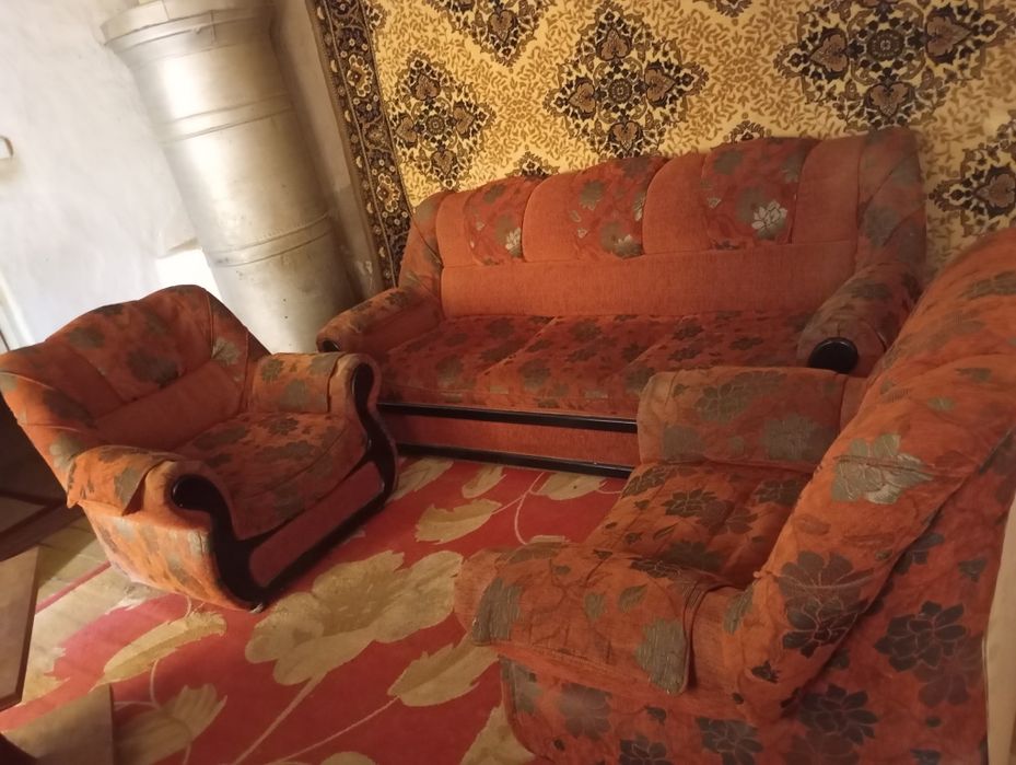 Диван кресло сотилади Б/У