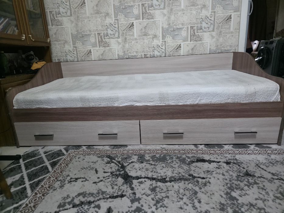 Продам две кровати