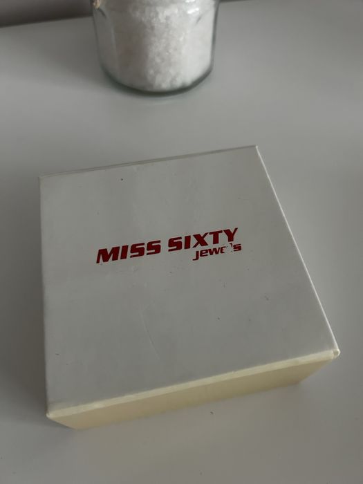 Оригинално колие пеперуда Miss Sixty