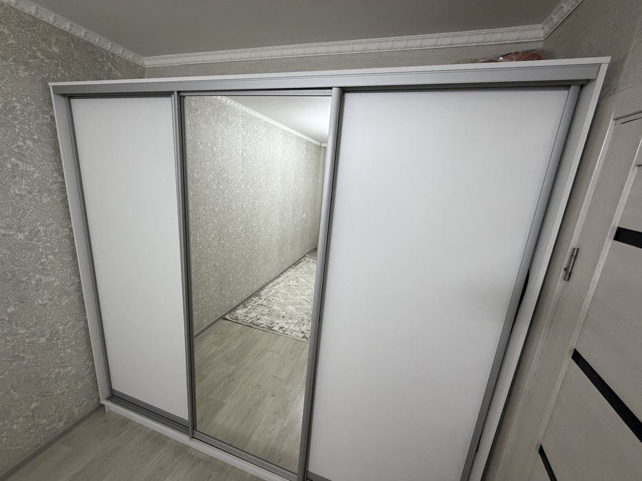 Продам шкаф шифоньер