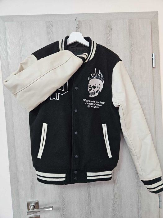 Ефектно бомбър яке с кожени ръкави на Black squad - Paranoid society