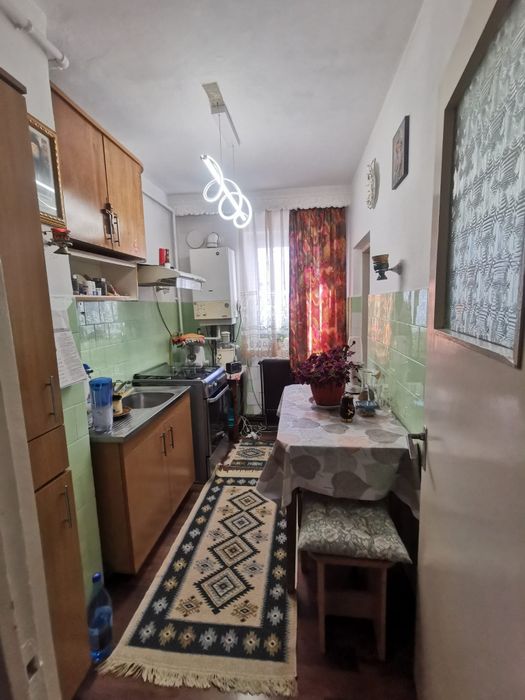 Vand apartament 3 camere Targu Ocna