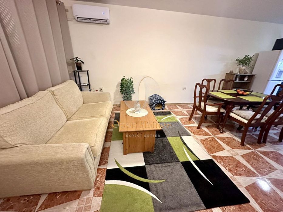 Обширен двустаен в жк. Тракия, гр. Пловдив