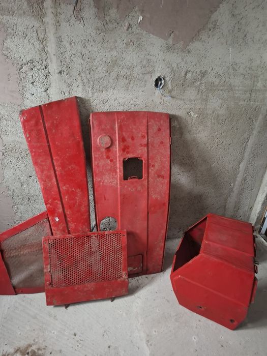 Capotaj Utb 643, 683, 640, 550 pt Motor in Patru pistoane