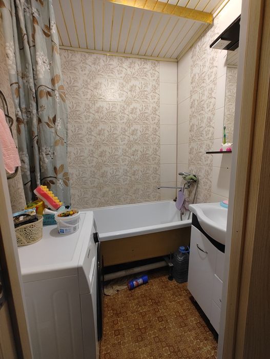 Продам 2комн М Жусупа 72