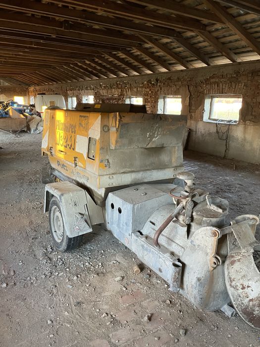 Машина за замазка Putzmeister