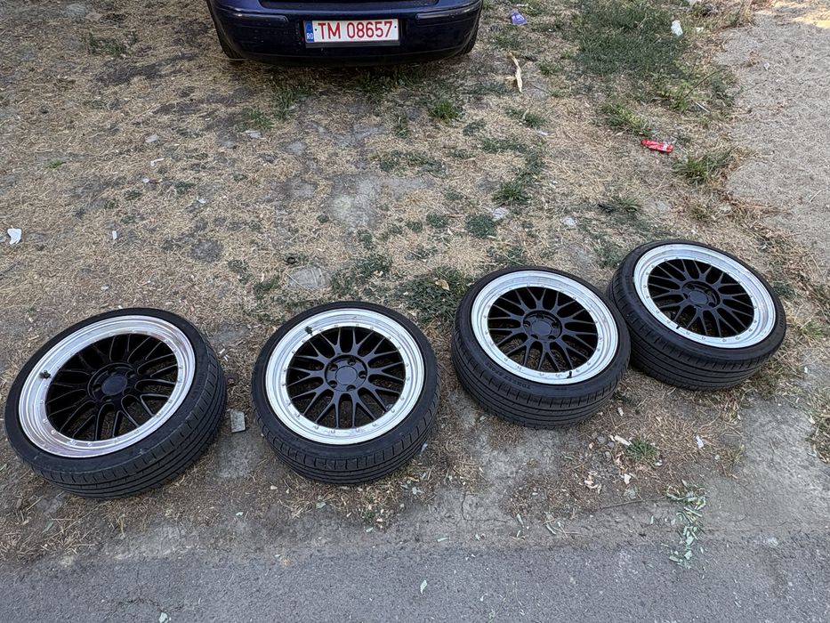 VAND ROTI COMPLETE 235/35 R19 5x112