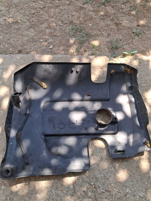 Кора за двигател форд ц макс 2007 година