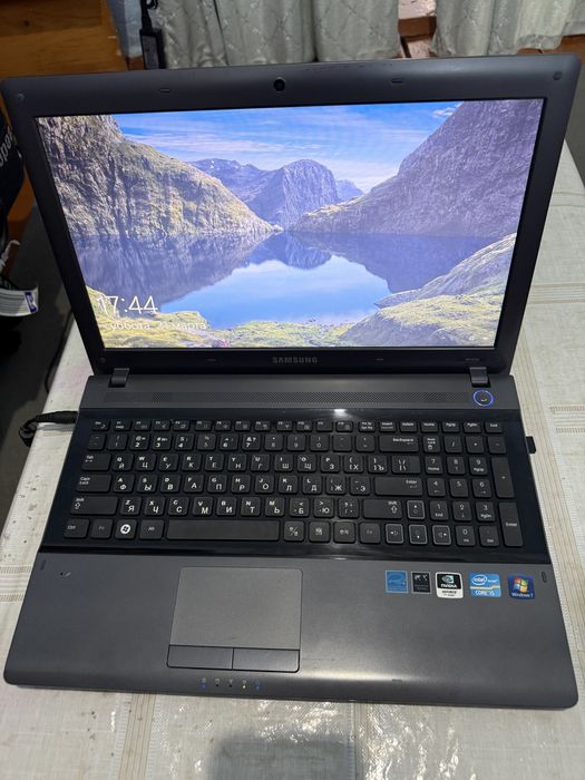 Ноутбук для офиса/учебы/1С/студента. Все работает идеально