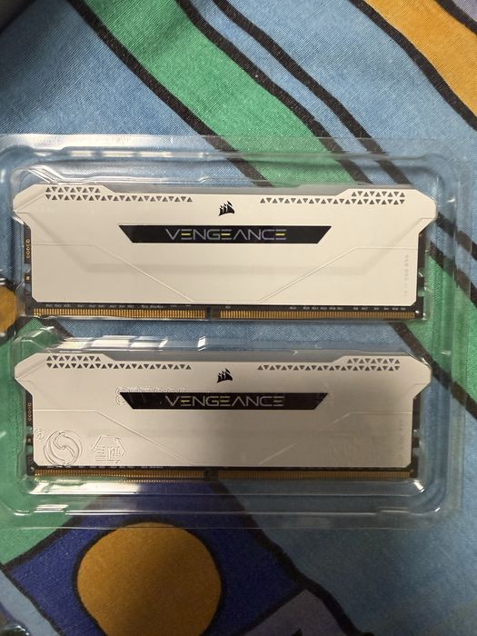 RAM Corsair Vengeance RGB Pro SL White 16GB (2x8GB) DDR4 3600MHz