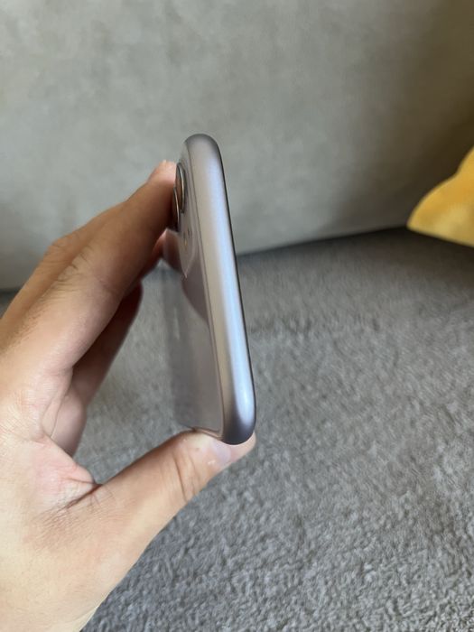 Iphone 11 продам