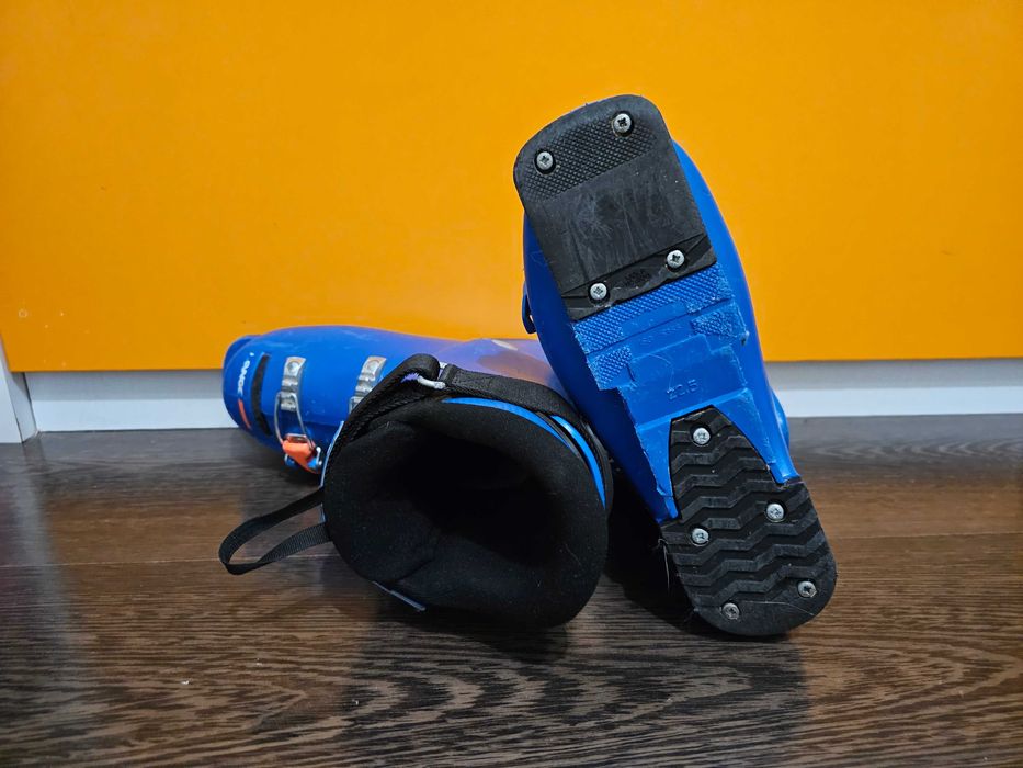 Clăpari Lange mărimea 36 (22.5) – stare bună