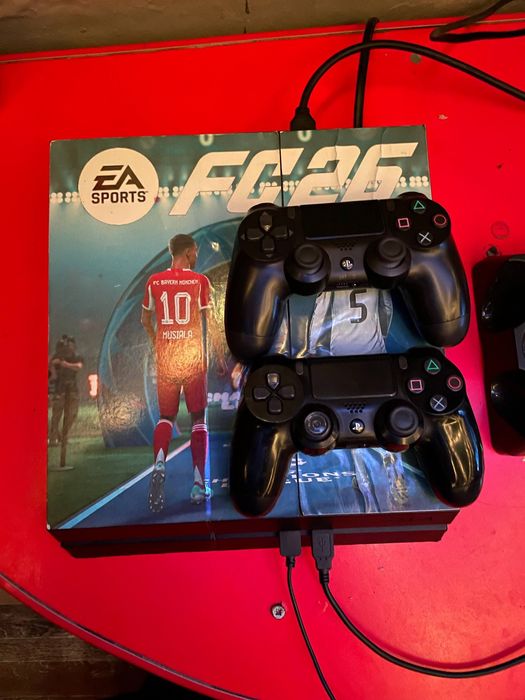 Ps 4 2 ta jostik 500gb xotirasi qoʻshimcha xotira 320 gb