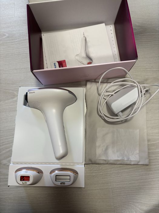 Фотоепилатор Philips Lumea Advanced SC 1997