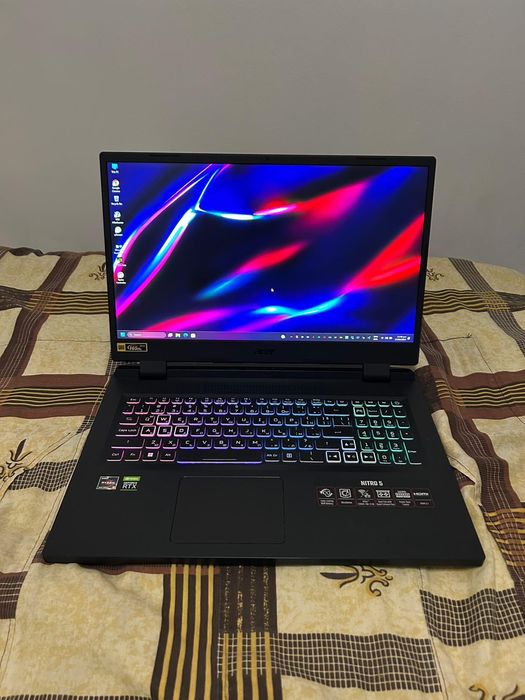 Acer Nitro 5 - RYZEN 9 / RTX 3070TI 8GB / 16GB RAM / 165hz / 17.3 inch