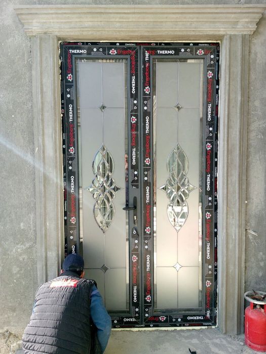 Акфа ромлар ва эшик ва сеткалар