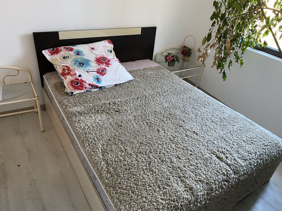 Диван маса и спалня