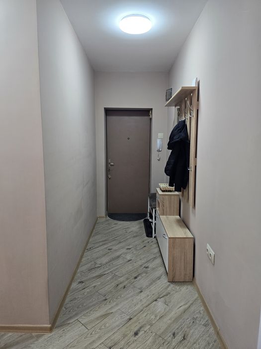 Продава се Двустаен апартамент в Добрич, Център - 67 кв.м за 800 €/кв.м - Снимка #11