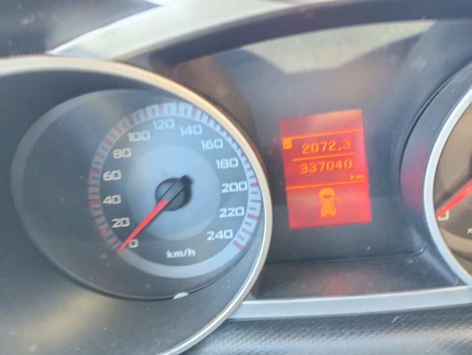 Vând Mitsubishi outlander