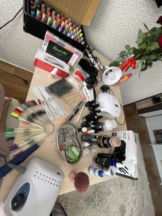 Продам всё для маникюра