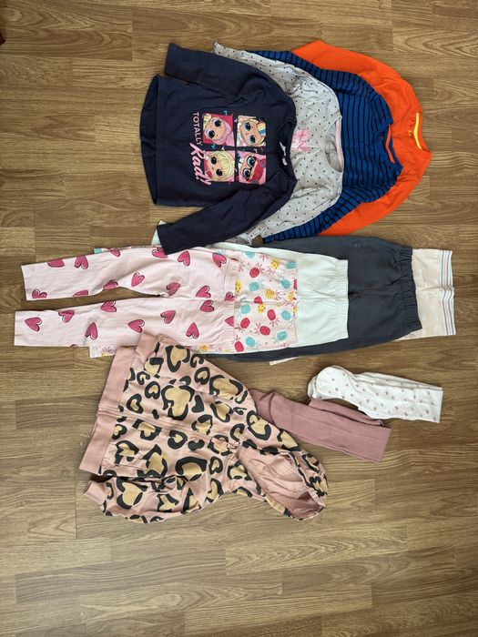 Lot hainute marimea 104