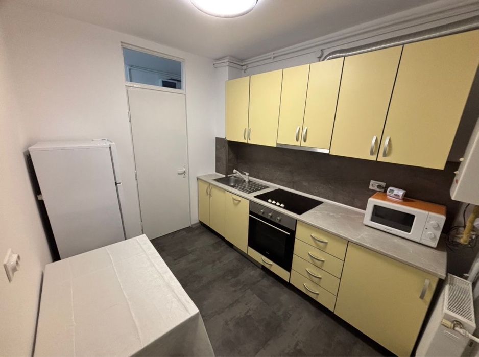 Apartament 2 camere decomandate CENTRAL