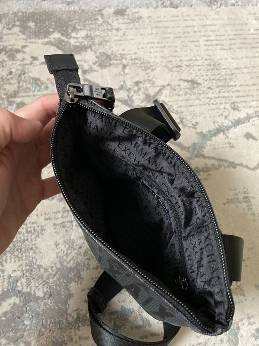 продам барсетку от Armani