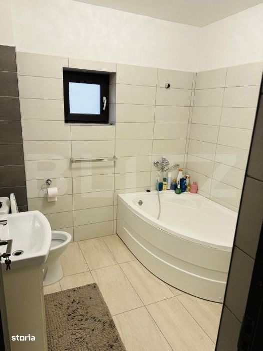 Apartament 3 camere, 80 mp , zona Magnolia