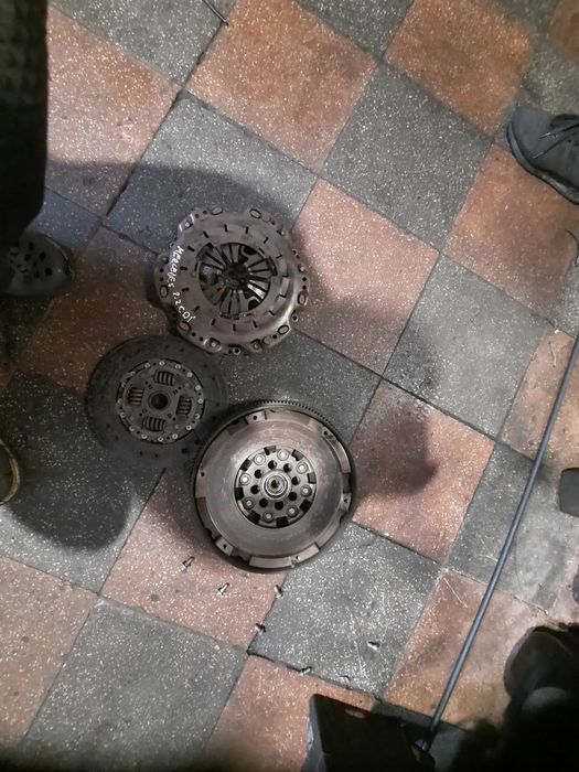 Kit ambreiaj volanta placa disc mercedes c class w204 2.2cdi w203 2.2c