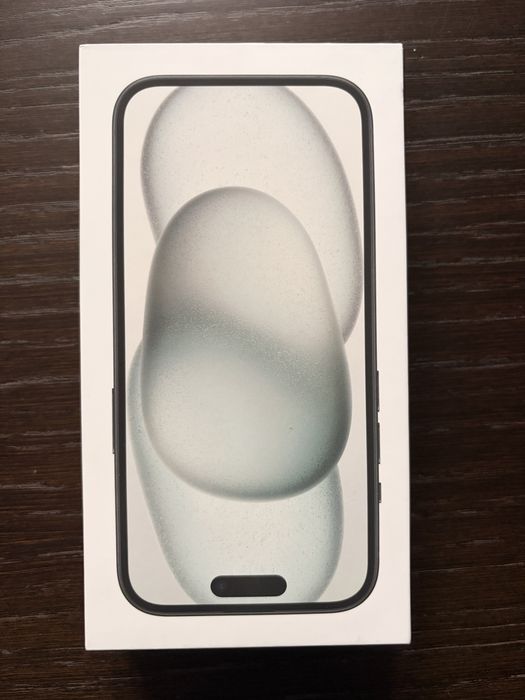 Phone 15 128GB – stare excelentă + cutie + husă nouă